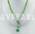 Discount pearl and aventurine y necklace