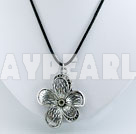 Discount tibet silver flower necklace