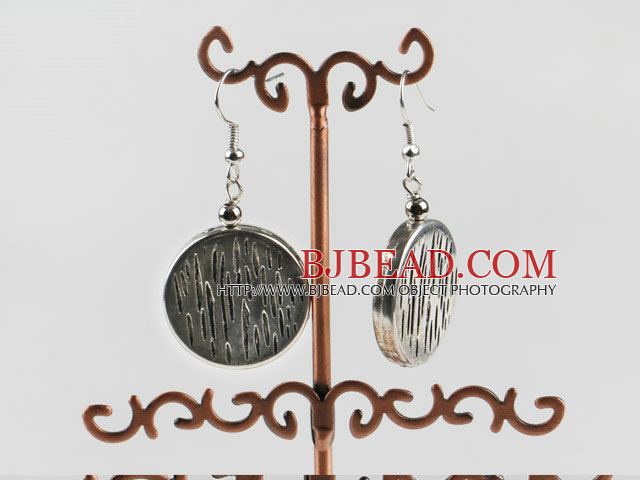 vogue jewelry silver like earrings
