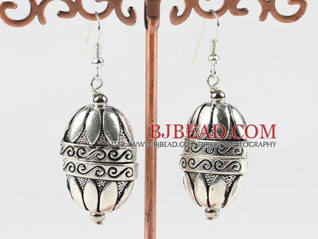 Lovely CCB silver like earrings