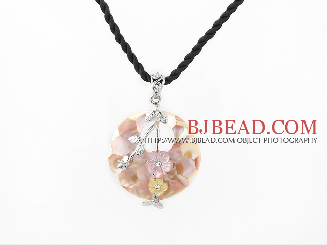 arkshell with flower pendent