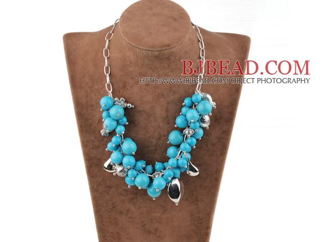 elegant blue turquoise necklce with metal chain and lobster clasp
