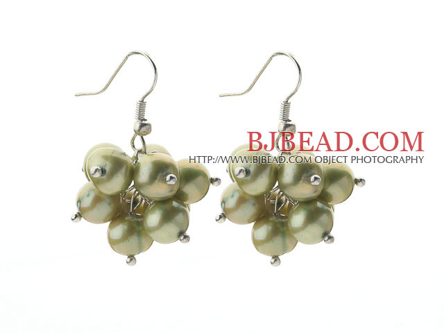 2013 Summer New Design 8-9mm Olive Green Pearl Cluster Earrings
