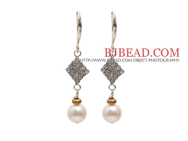 Fashion Style 8-9mm Natural White Freshwater Pearl Dangle Earrings with Rhinestone Accessories
