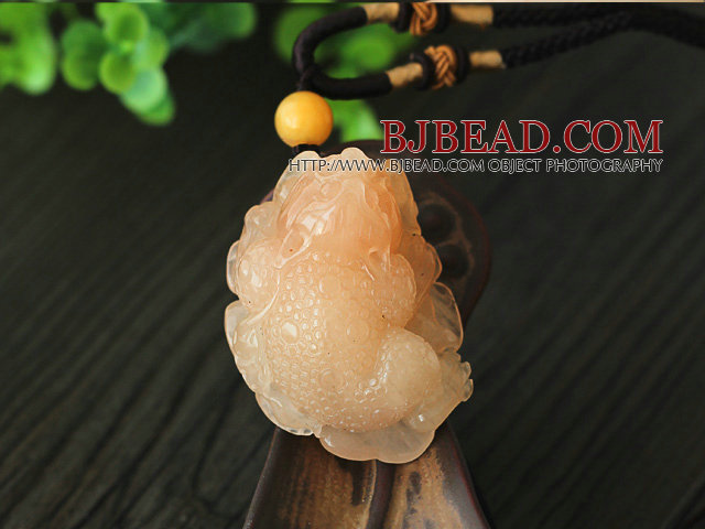 Rare Color Luanglong Jade Animal Shape Pendant Necklace with Brown Thread