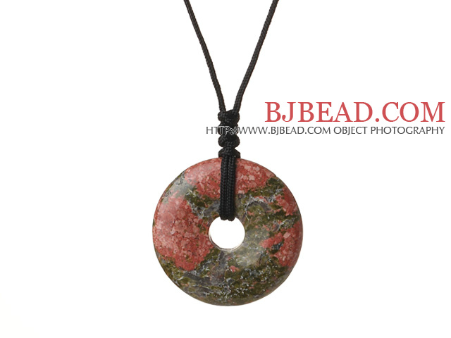 Vintage Simple Donut Shape Green Piebald Stone Pendant Necklace With Adjustable Hand-Knitted Thread