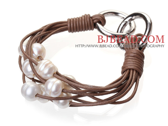 Fashion Multilayer 10-11mm Natural White Freshwater Pearl And Brown Leather Bracelet With Double-Ring Clasp